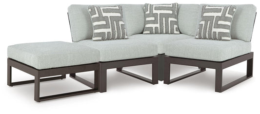 Ashley Express - Seccional de exterior Beachloft de 4 piezas