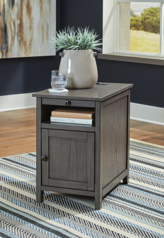 Ashley Express - Mesa auxiliar con silla Treytown