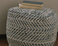 Ashley Express - Puf Chevron