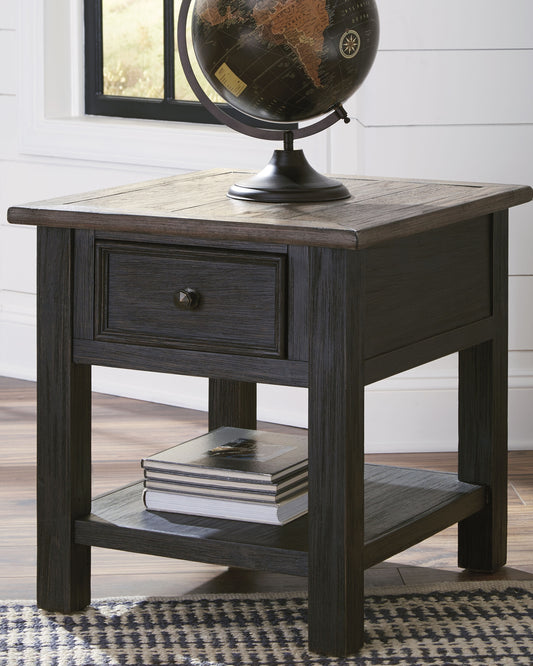 Ashley Express - Mesa auxiliar rectangular Tyler Creek