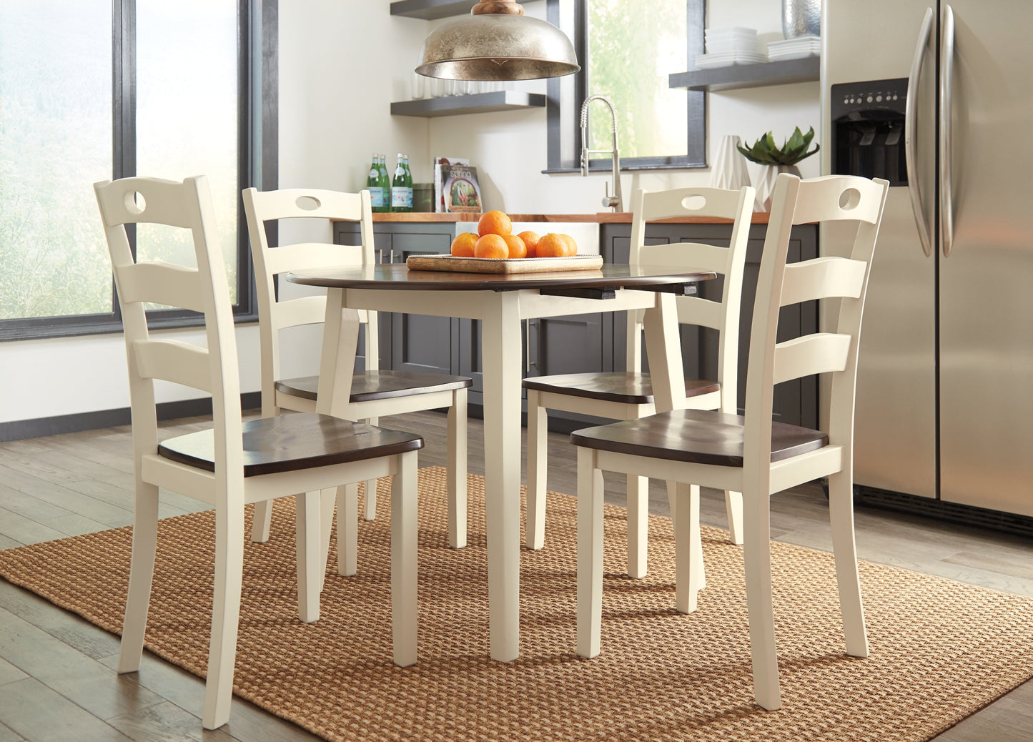 Ashley Express - Silla auxiliar de comedor Woodanville (2 unidades)
