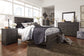 Ashley Express - Cama con paneles Brinxton