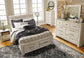 Cama de plataforma Bellaby con dos cajones de almacenamiento