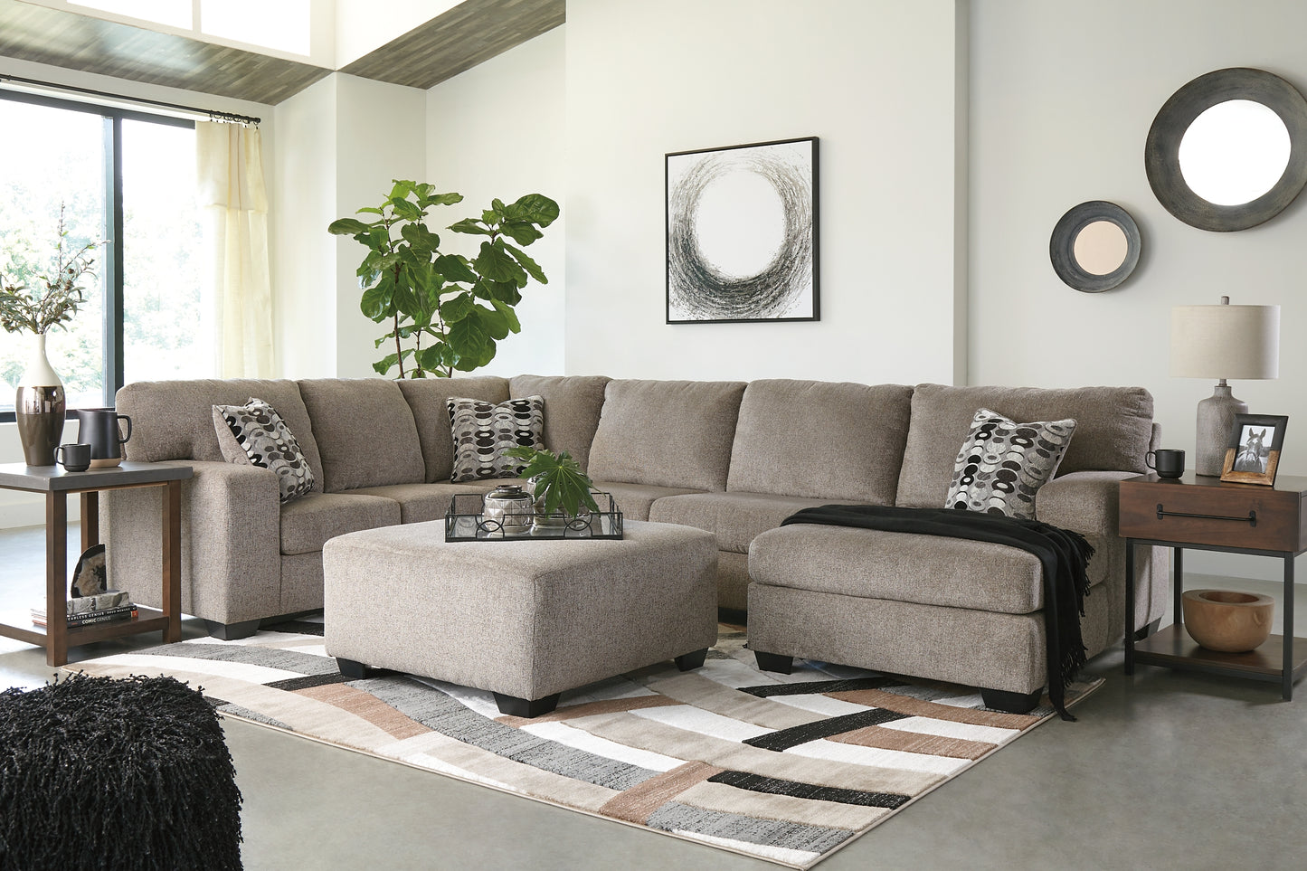 Ashley Express - Otomana extragrande con acento Ballinasloe