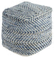 Ashley Express - Puf Chevron