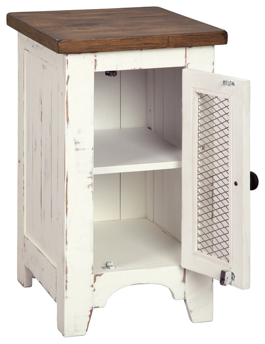 Ashley Express - Mesa auxiliar con silla Wystfield