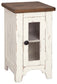 Ashley Express - Mesa auxiliar con silla Wystfield