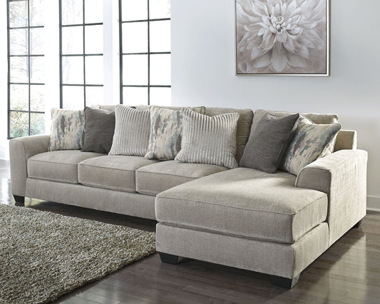Seccional Ardsley de dos piezas con chaise longue