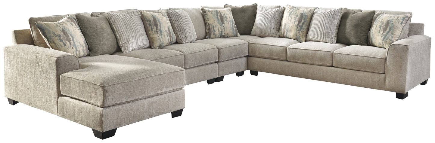 Seccional Ardsley de 5 piezas con chaise longue