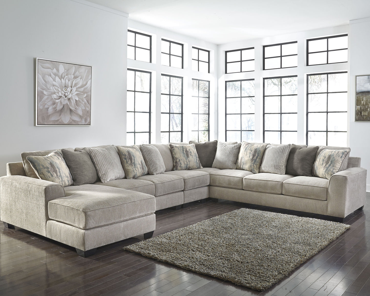 Seccional Ardsley de 5 piezas con chaise longue