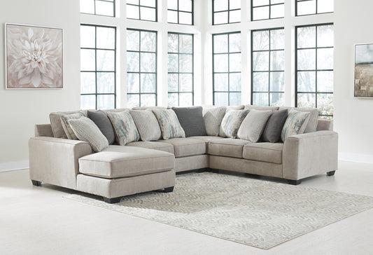 Seccional Ardsley de 4 piezas con chaise longue