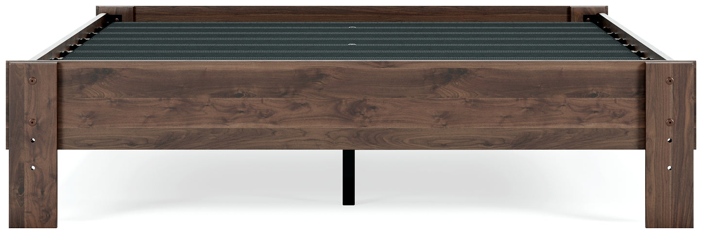 Ashley Express - Cama de plataforma Calverson