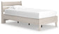 Ashley Express - Cama con plataforma y paneles Socalle