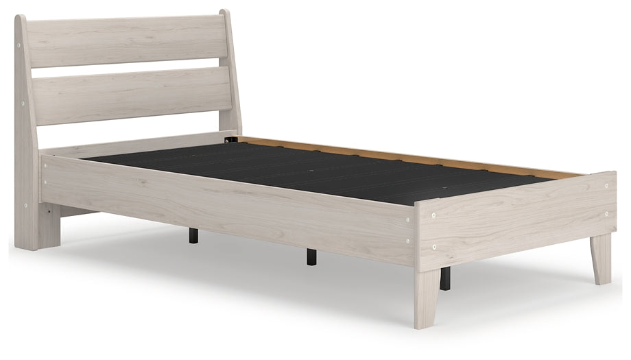 Ashley Express - Cama con plataforma y paneles Socalle