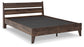 Ashley Express - Cama con plataforma y paneles Calverson