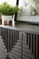 Ashley Express - Gabinete decorativo Elinmore