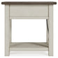 Ashley Express - Mesa auxiliar con silla Bolanburg