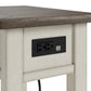 Ashley Express - Mesa auxiliar con silla Bolanburg
