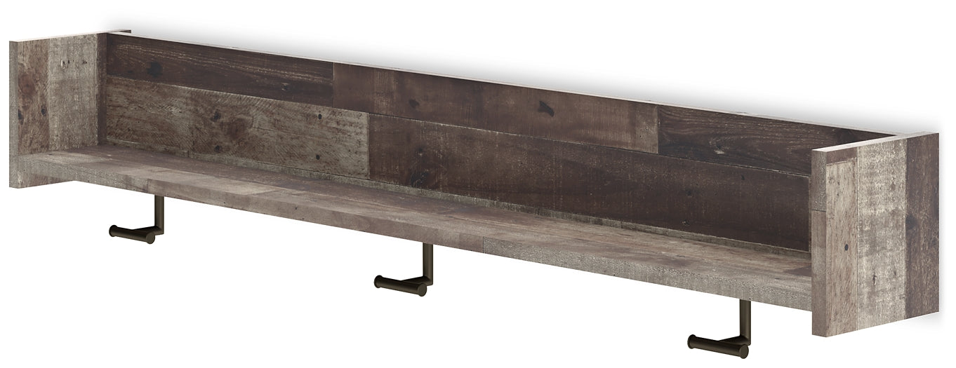 Ashley Express - Perchero de pared Neilsville con estante