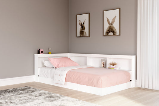 Ashley Express - Cama con almacenaje y librería Piperton