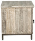 Ashley Express - Gabinete decorativo Laddford