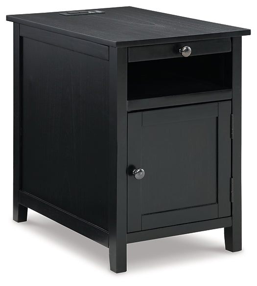 Ashley Express - Mesa auxiliar con silla Treytown