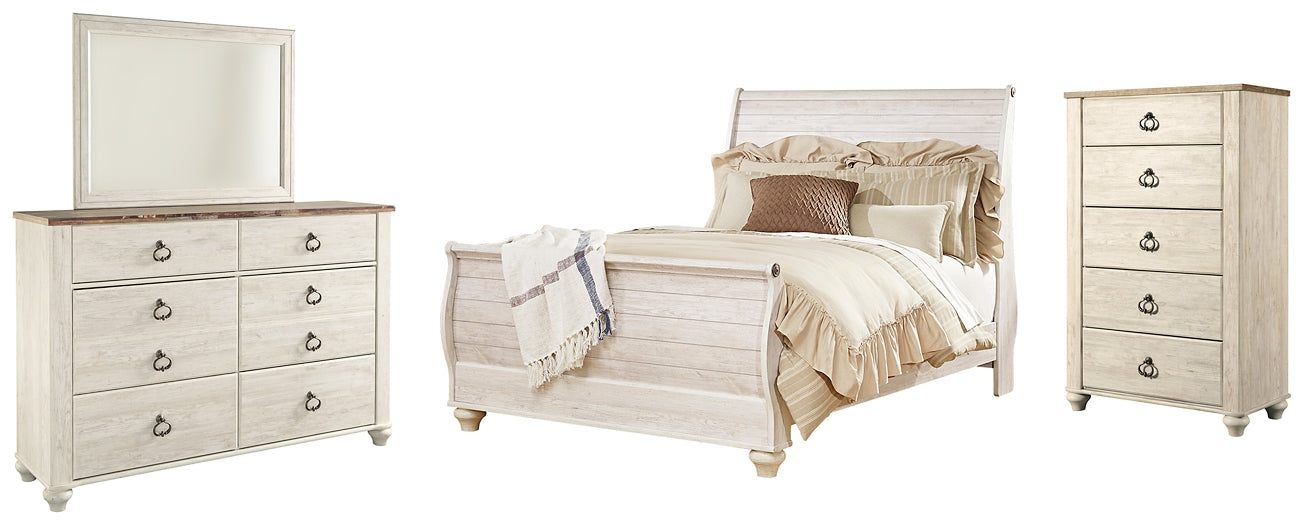 Cama tipo trineo Willowton con cómoda y arcón con espejo