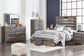 Cama con paneles Drystan, cómoda y espejo