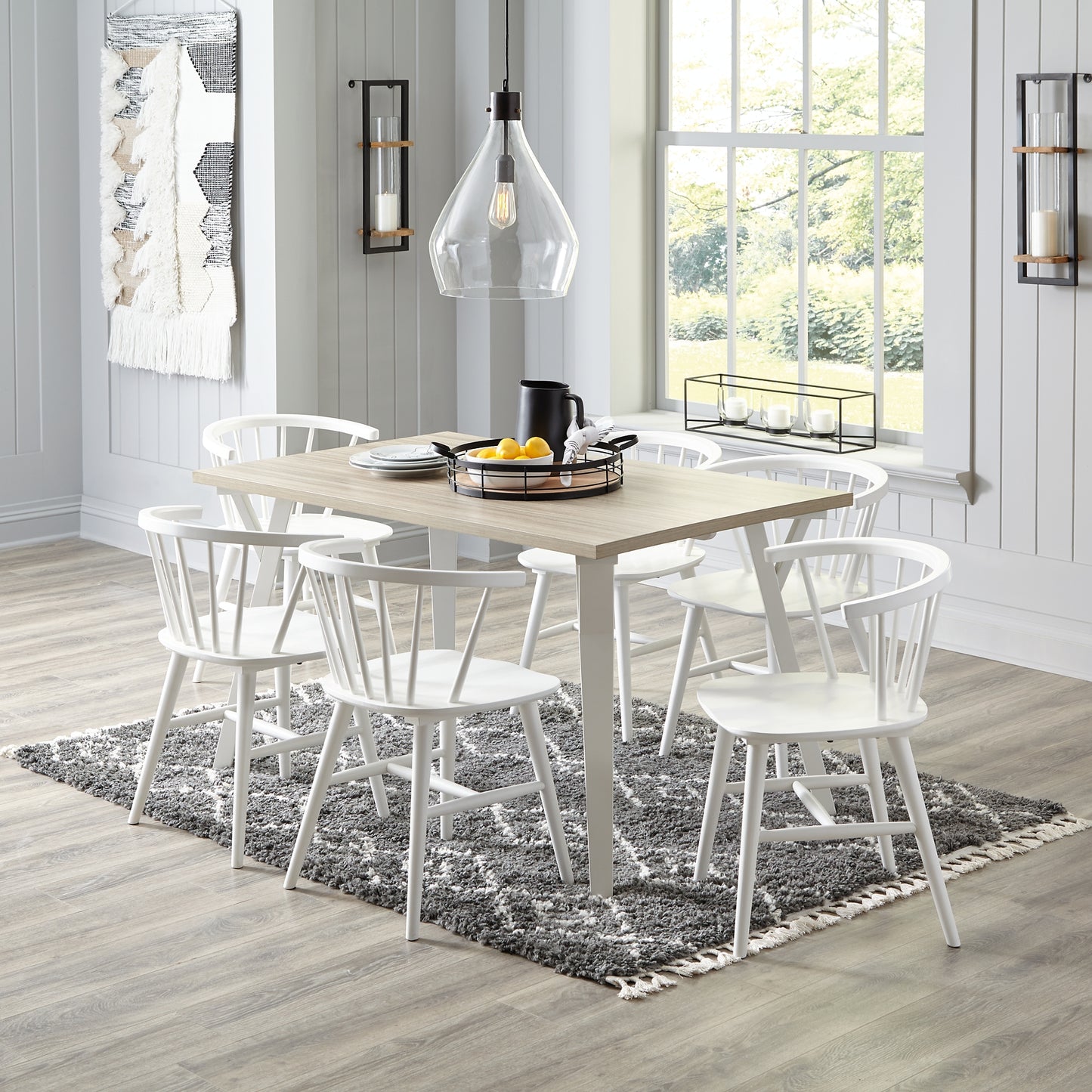 Ashley Express - Mesa de comedor Grannen y 6 sillas