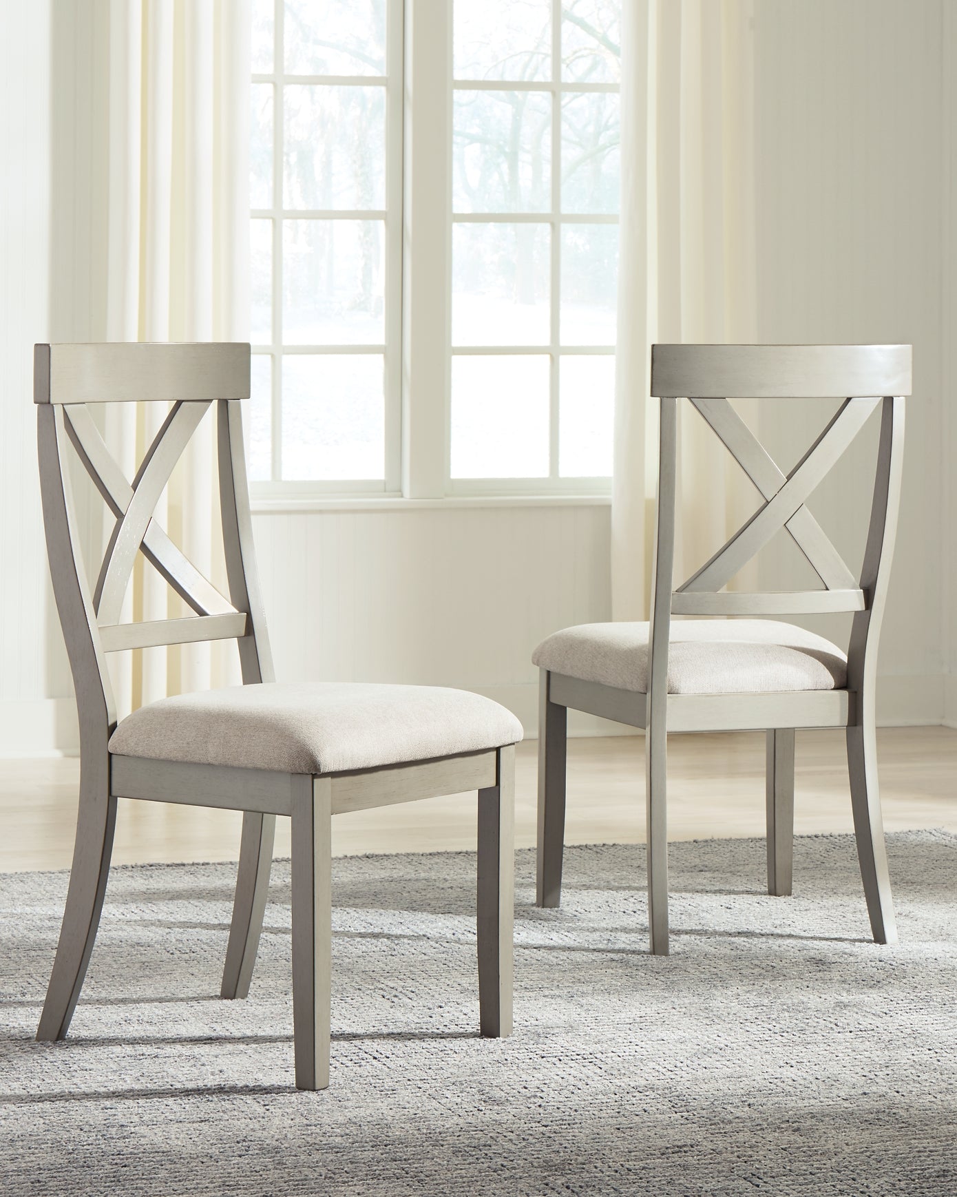 Ashley Express - Mesa de comedor Parellen y 6 sillas