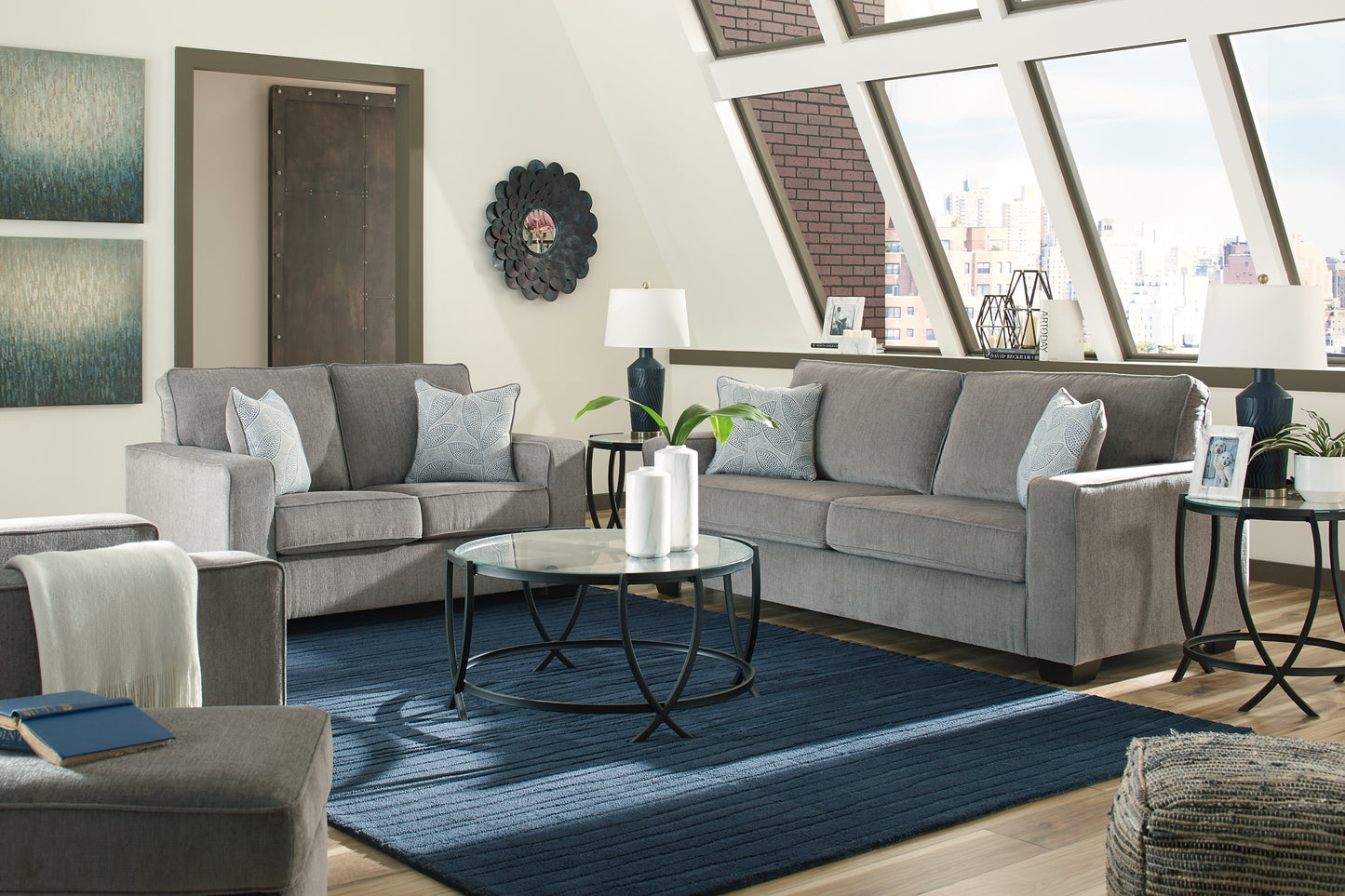 Sofá, loveseat, silla y otomana Altari