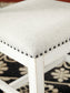 Mesa de comedor Valebeck y 8 sillas