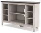 Ashley Express - Mueble de TV esquinero/chimenea Dorrinson OPT