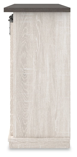 Ashley Express - Soporte para TV mediano Dorrinson