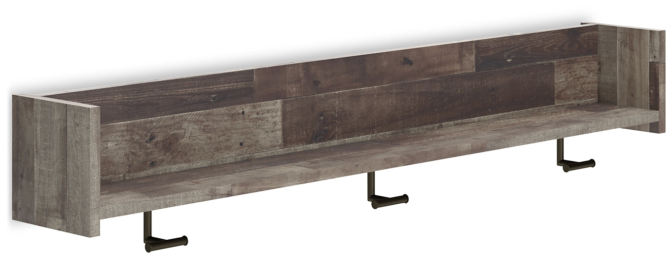 Ashley Express - Perchero de pared Neilsville con estante