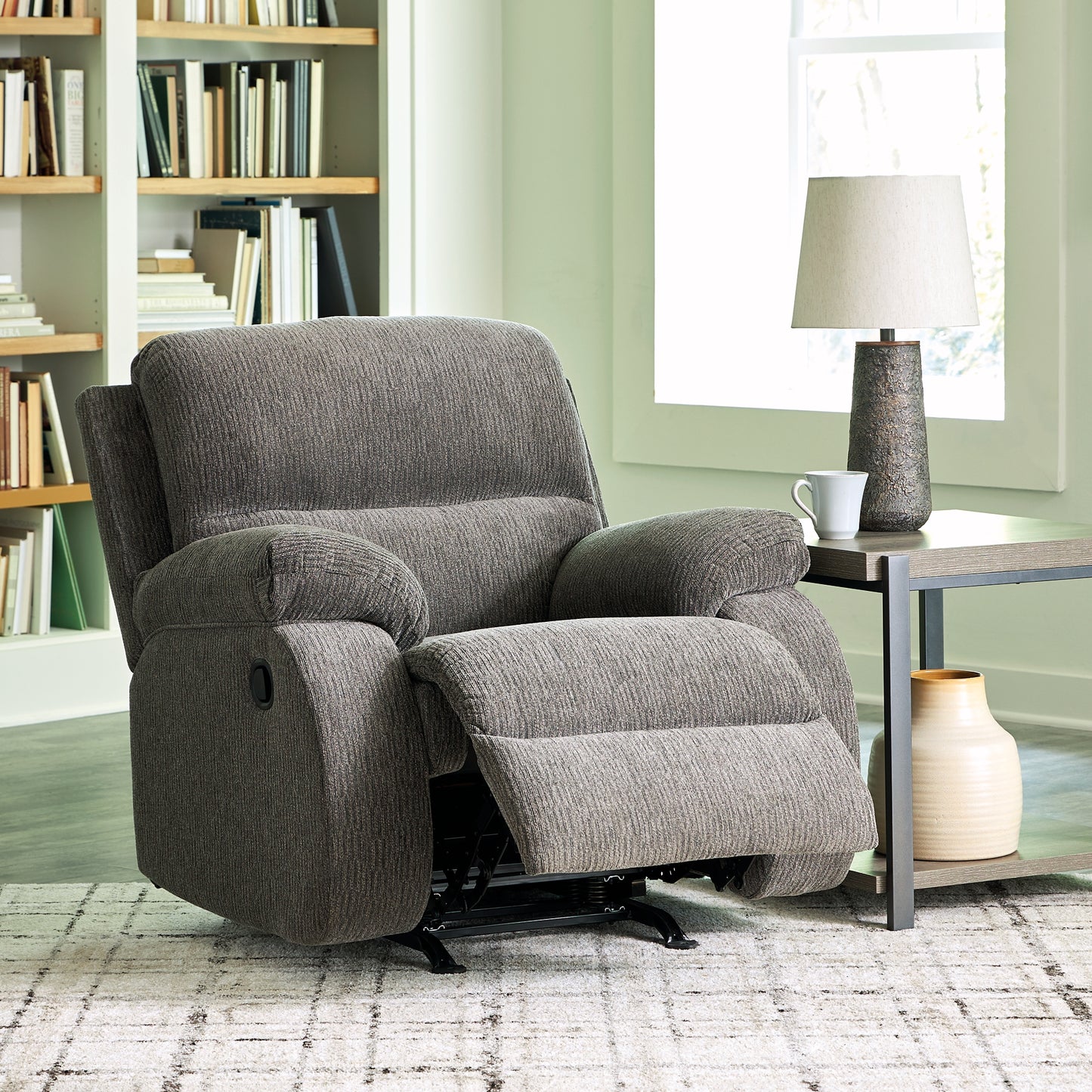 Sillón reclinable mecedor Scranto