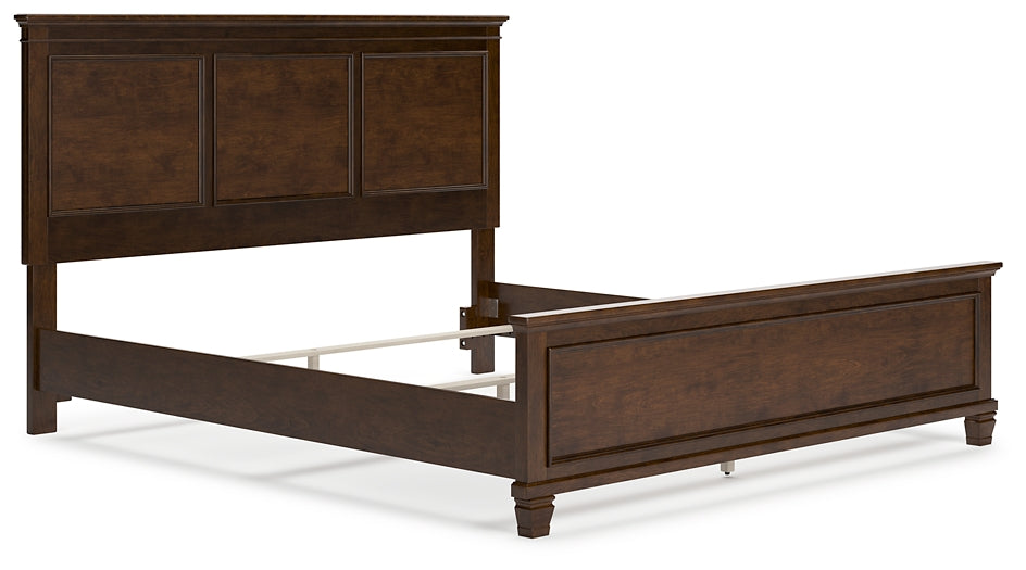 Ashley Express - Cama con paneles Danabrin