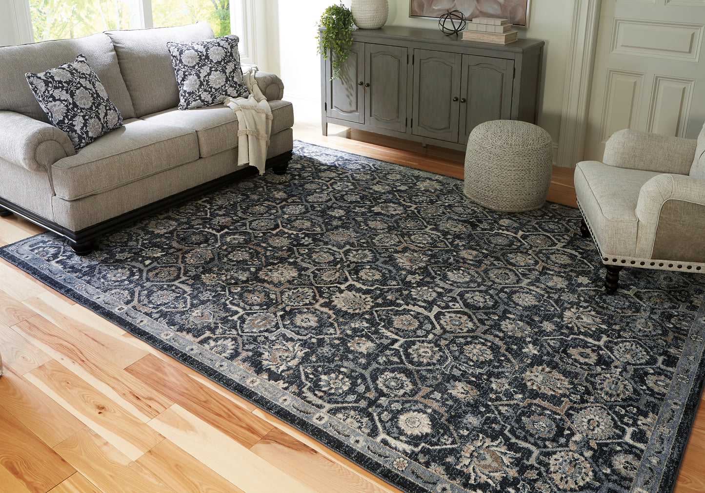 Ashley Express - Alfombra Hilcott mediana
