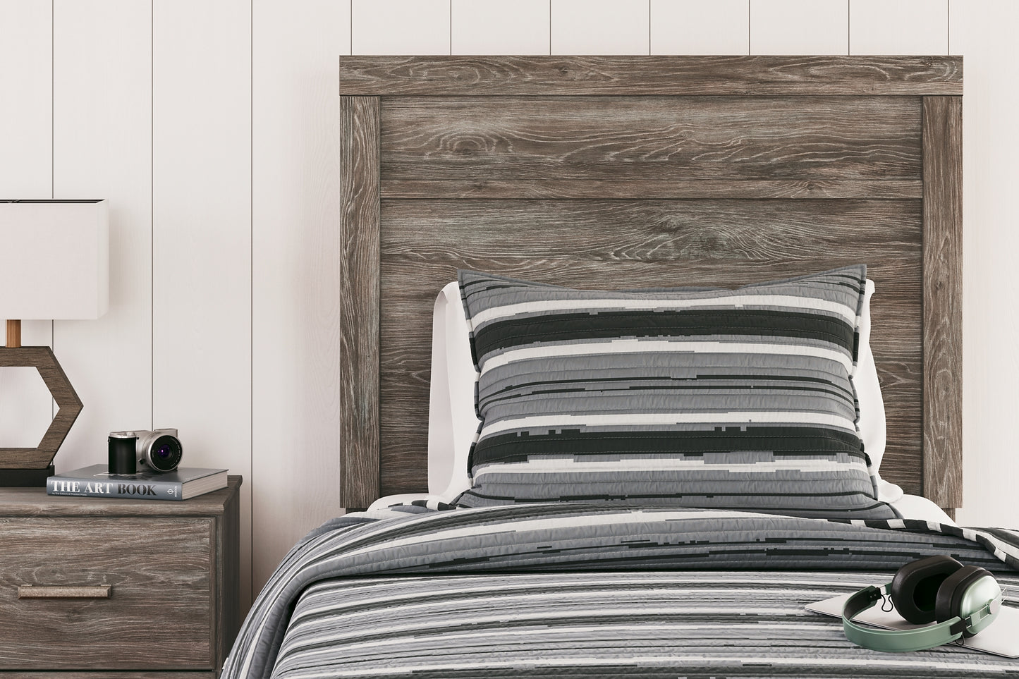 Ashley Express - Cama con paneles Ralinksi