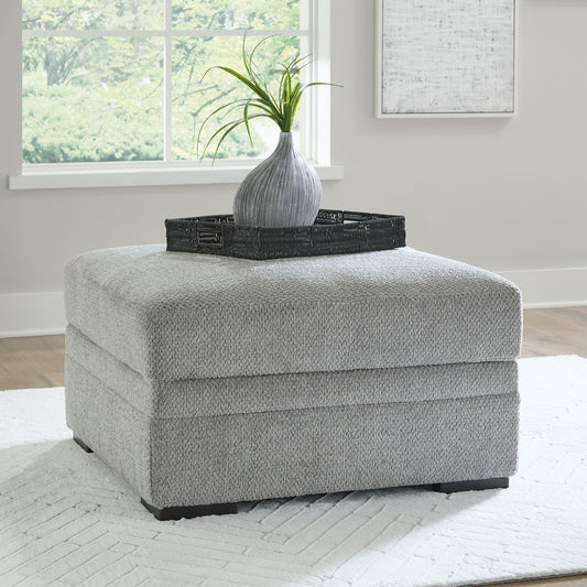 Ashley Express - Otomana Casselbury con almacenamiento