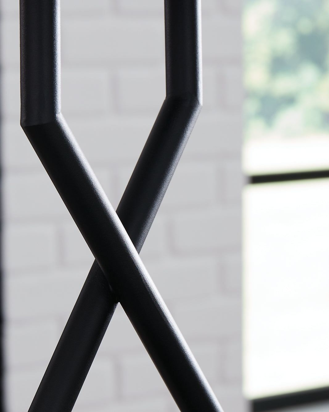 Ashley Express - Lámpara de mesa de metal Brookthrone (2 unidades)