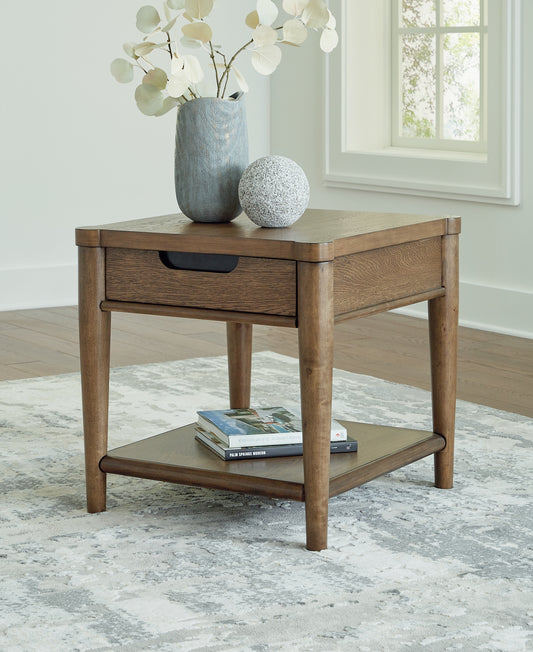 Ashley Express - Mesa auxiliar rectangular Roanhowe