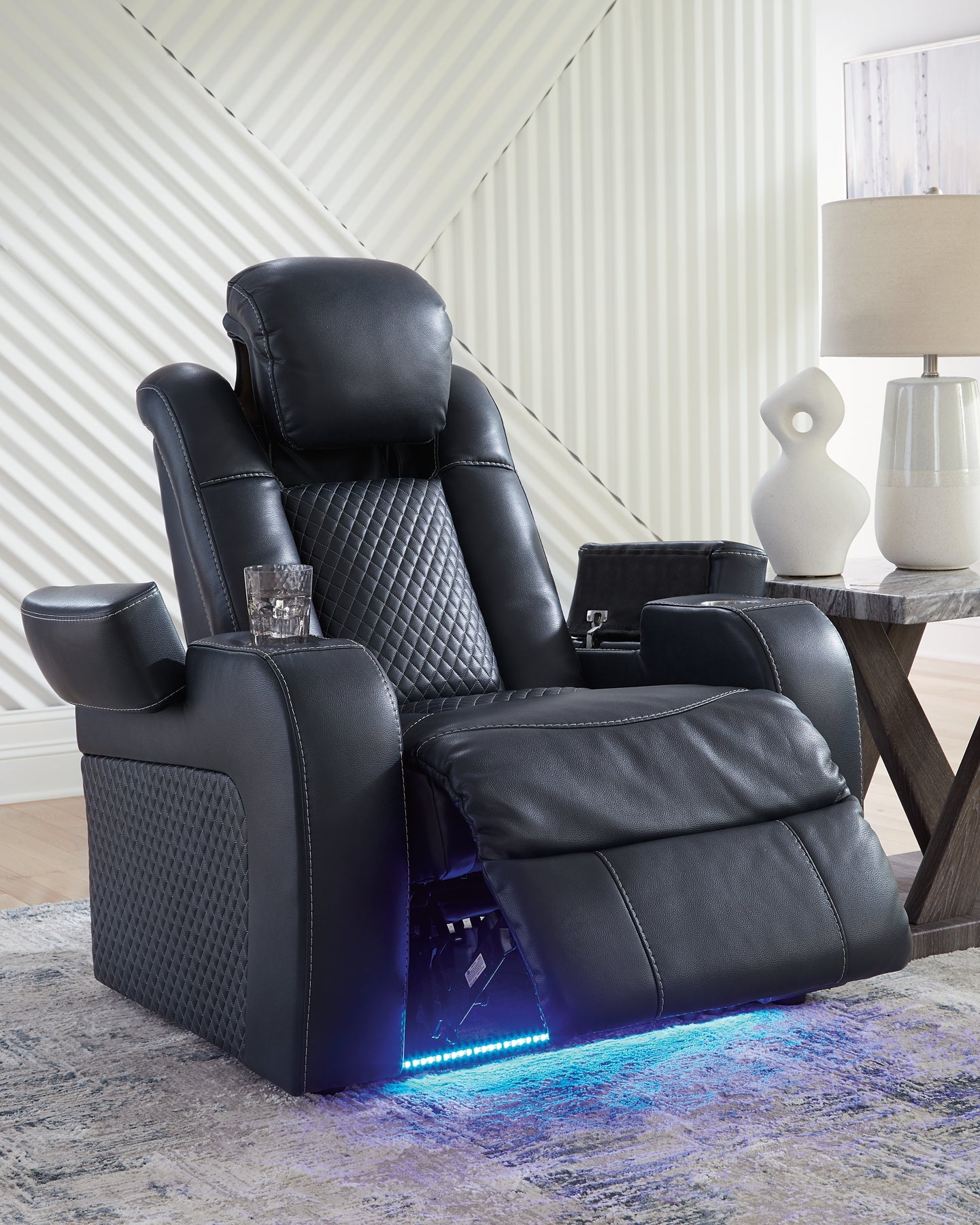 Sillón reclinable Fyne-Dyme PWR/reposacabezas ADJ