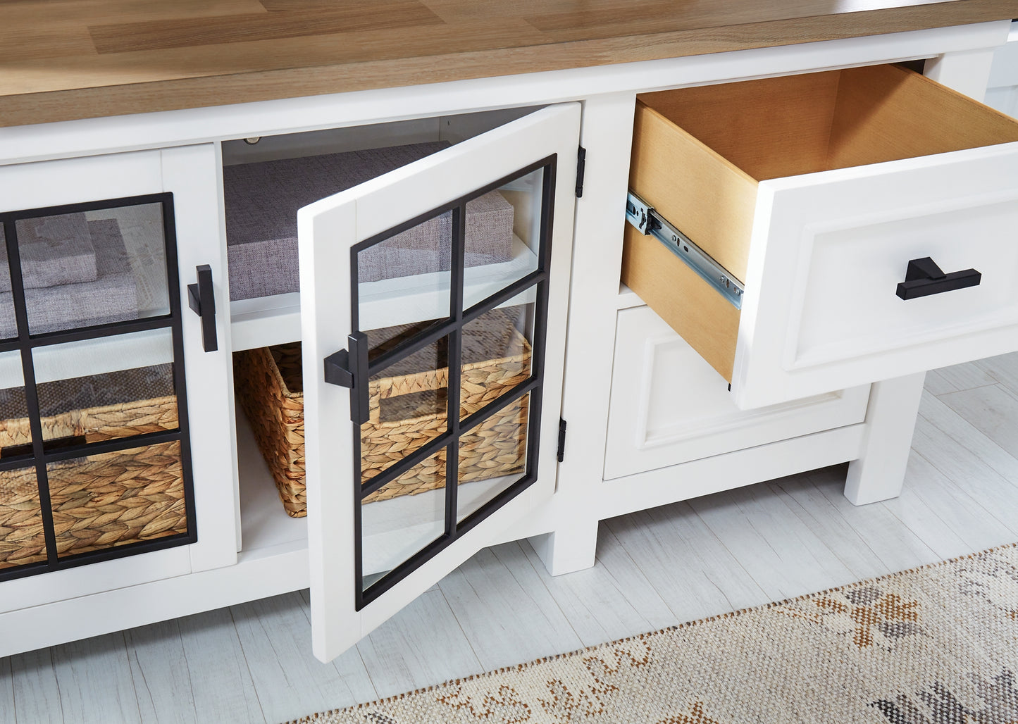 Soporte de TV extra grande Ashbryn