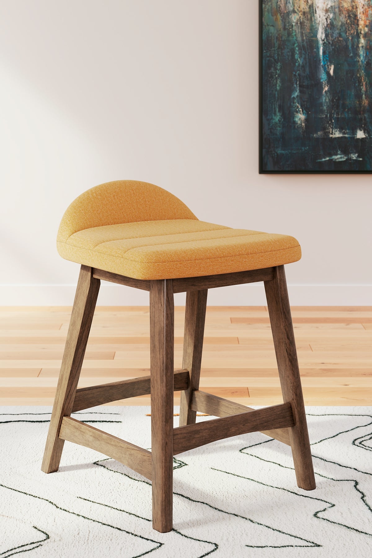 Ashley Express - Mesa de comedor Lyncott de altura de mostrador y 4 taburetes