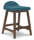 Ashley Express - Mesa de comedor Lyncott de altura de mostrador y 4 taburetes