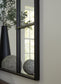 Ashley Express - Espejo decorativo Evengton