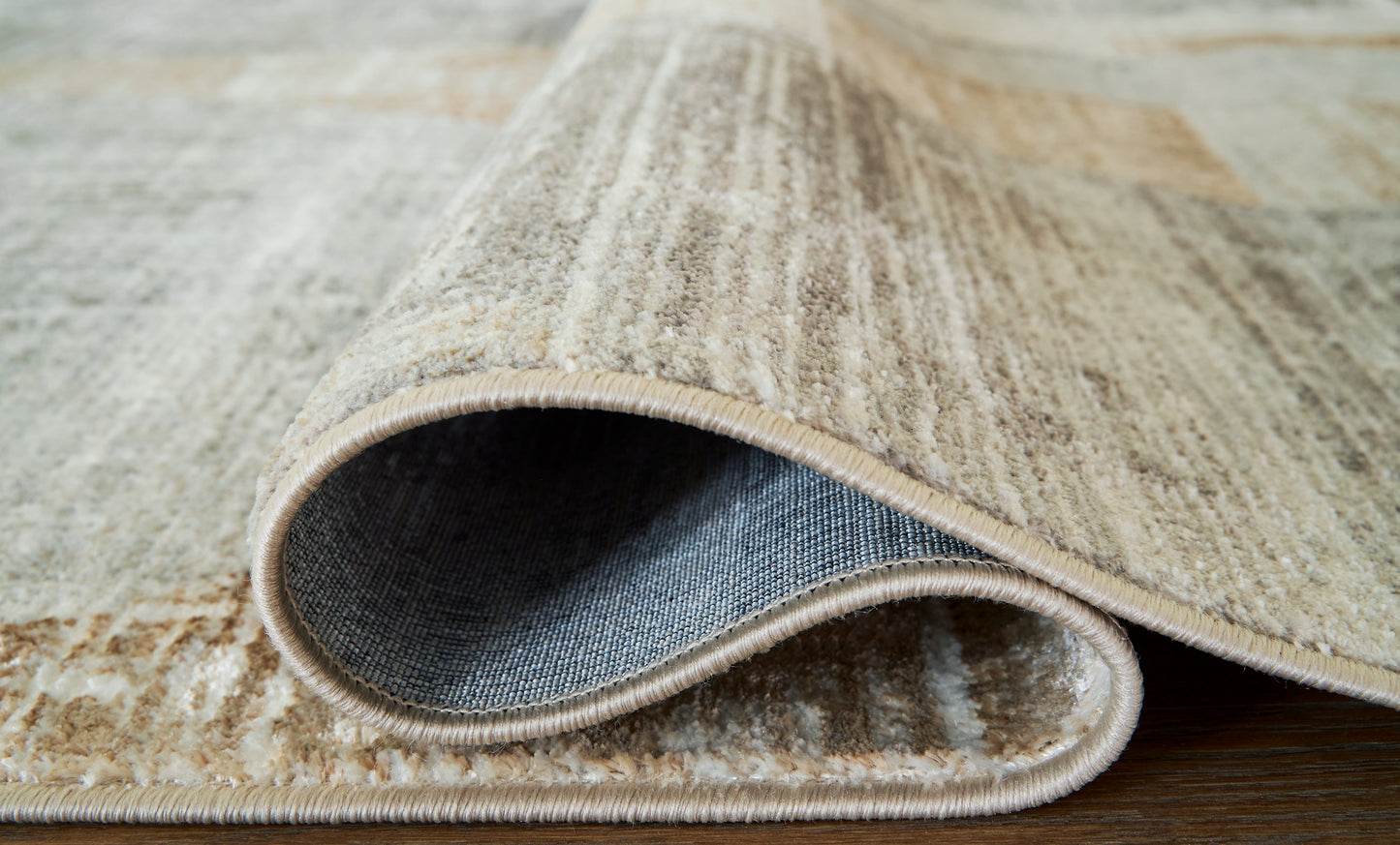 Ashley Express - Alfombra mediana Truward