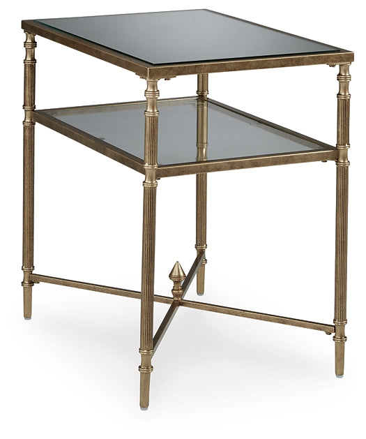 Ashley Express - Mesa auxiliar rectangular Cloverty