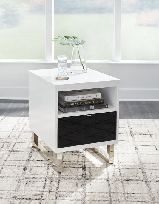 Ashley Express - Mesa auxiliar con silla Gardoni